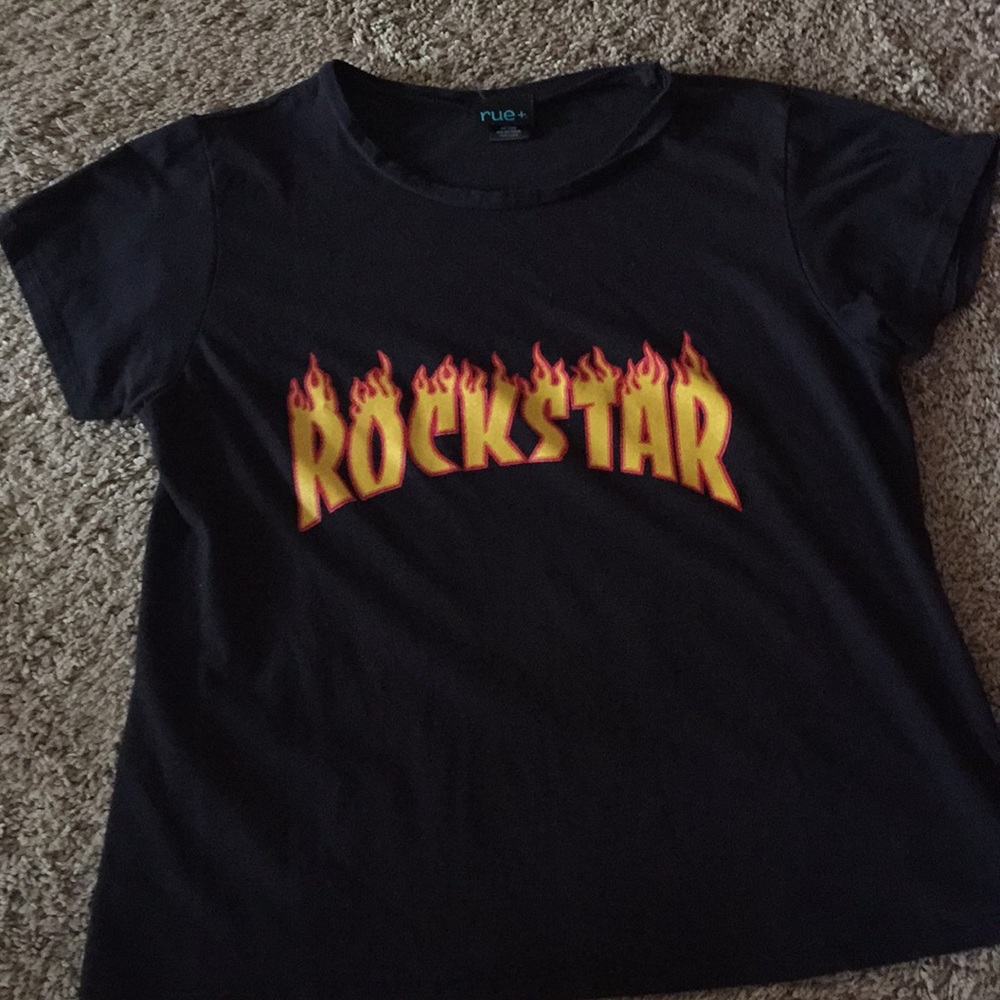 Rue21 black graphic tee